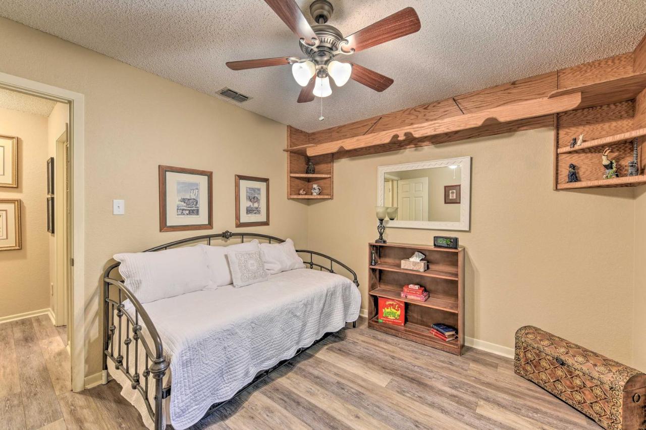 Abilene Home With Bbq And Pvt Yard, 1 Mi To Acu! Buitenkant foto
